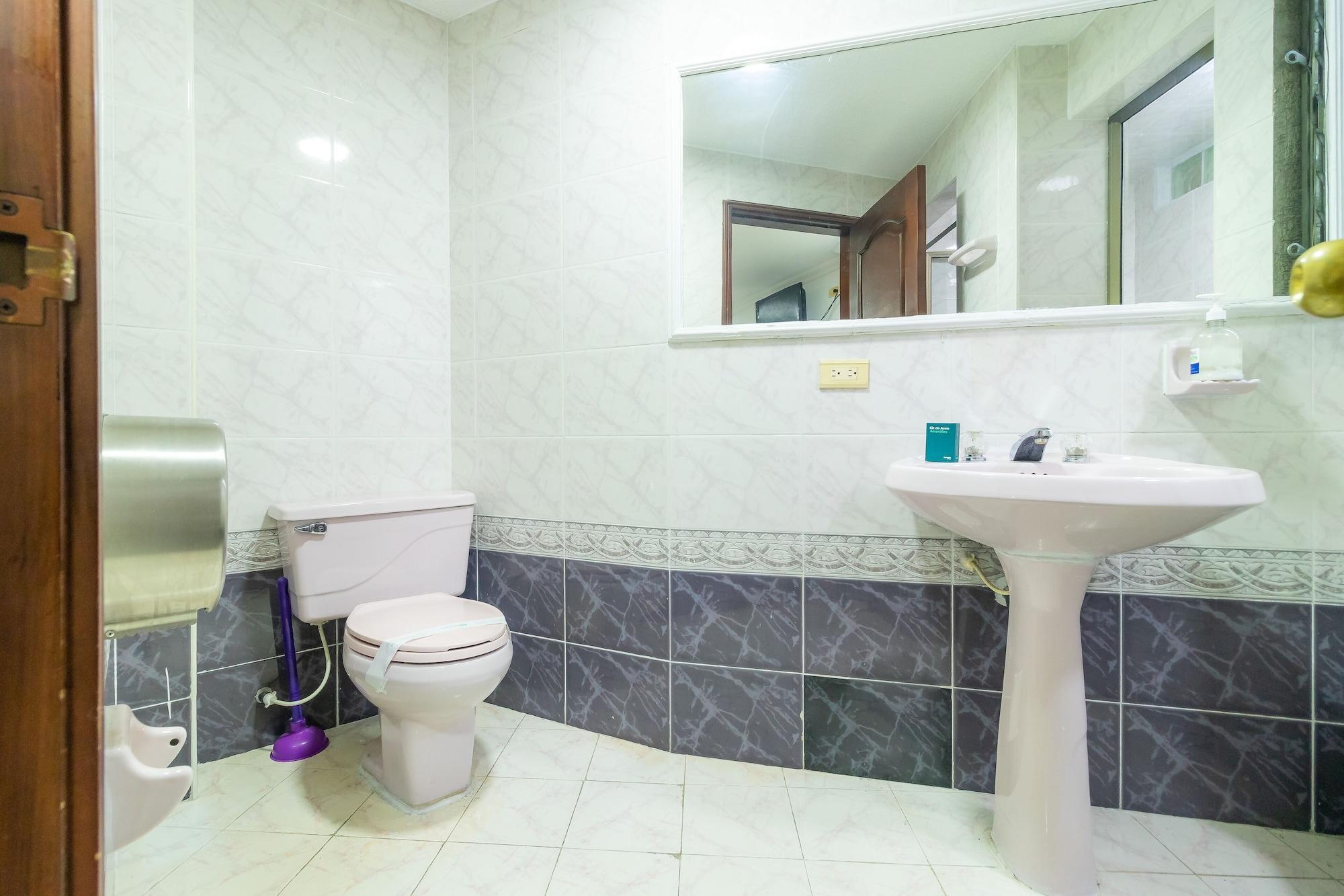 Hotel Ayenda Normandy Bogota Bagian luar foto