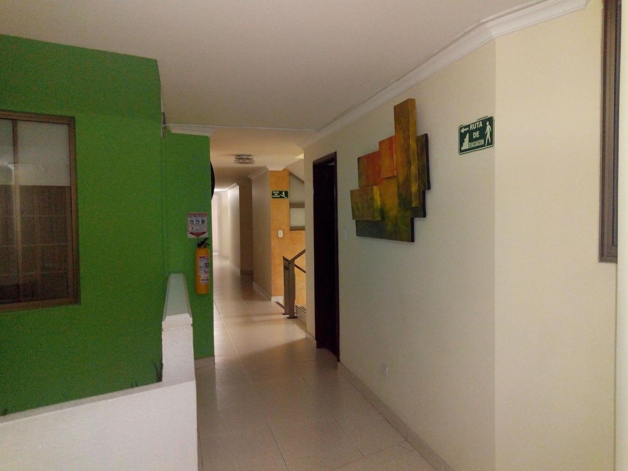 Hotel Ayenda Normandy Bogota Bagian luar foto