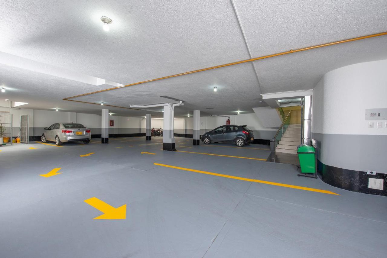 Hotel Ayenda Normandy Bogota Bagian luar foto